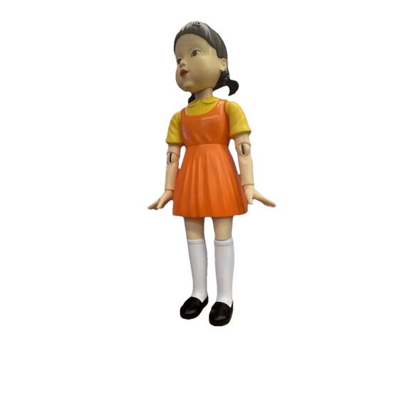 Spirit Halloween Young-Hee Animatronic 9.5ft Rare Exclusive • 700 Made • Boxed - Picture 4 of 6